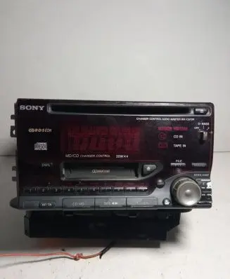 KIA Sorento CD/DVD changer 488583821 WXC570R