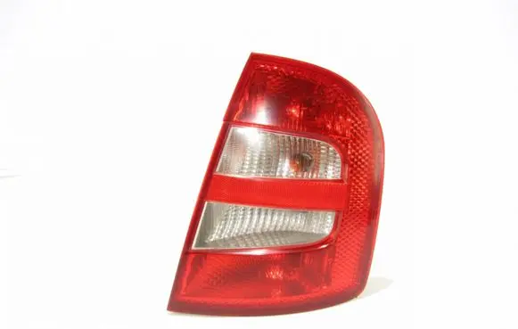 Skoda Fabia Mk1 (6Y) Rear/tail lights ZSB6Y6945096B