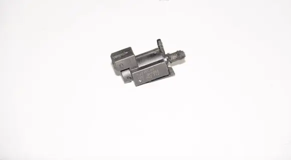 BMW 5 E39 Turbo solenoid valve 1742712