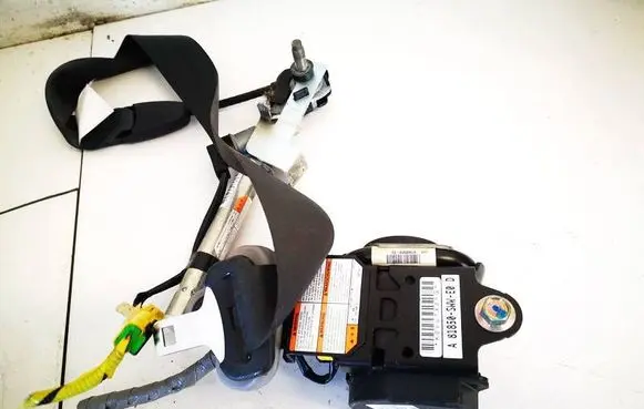 Honda CR-V Front seatbelt 81850swwe0 81850-sww-e0