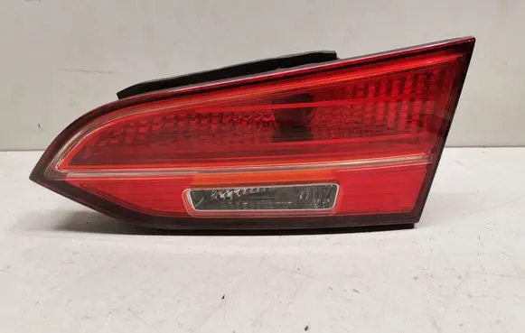 Hyundai Santa Fe Tailgate rear/tail lights 924062W030