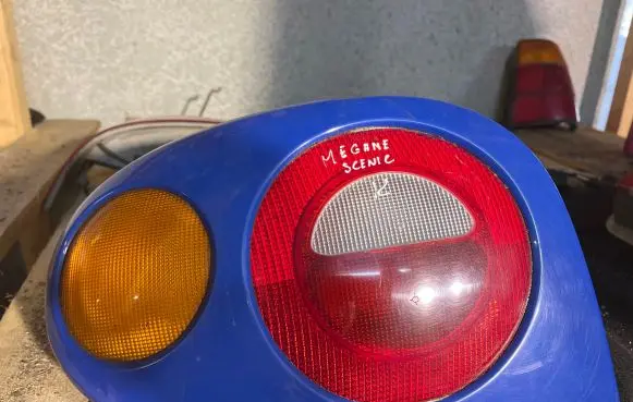 Renault Megane I Rear/tail lights 7700830097