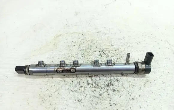 BMW 5 F10 F11 Fuel main line pipe 7809127 0445214182