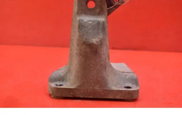 BMW 7 F01 F02 F03 F04 Engine mount vacuum valve 678861202
