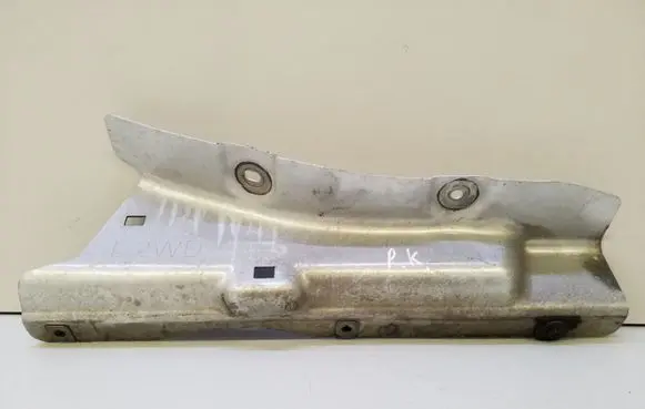 BMW 7 F01 F02 F03 F04 Heat shield in engine bay 7185203 5148718520305 24640010