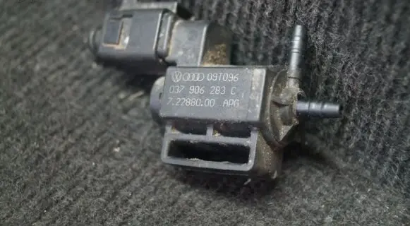 Audi A6 S6 C6 4F Turbo solenoid valve 037906283C72288000