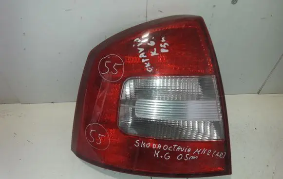 Skoda Octavia Mk2 (1Z) Rear/tail lights ZSB1Z5945096B