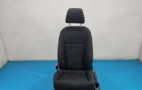Volkswagen Golf Plus Front driver seat IMPRK1590002