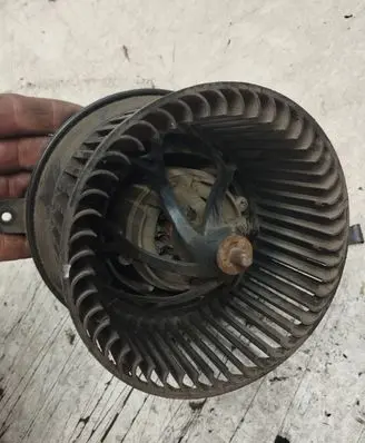 Peugeot 405 Heater fan/blower