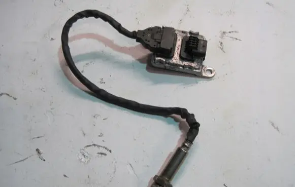 BMW 2 Active Tourer U06 Lambda probe sensor A0009058011