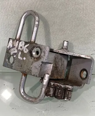 Audi A4 S4 B6 8E 8H Front door lower hinge 