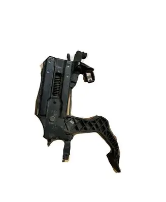 Volkswagen Golf IV Clutch pedal 1J0721174A