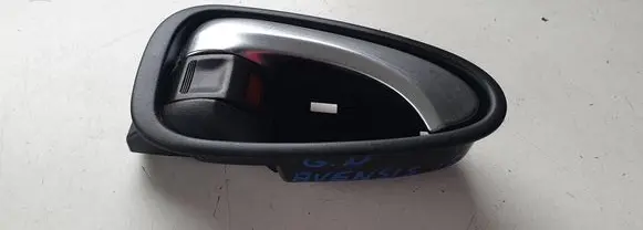 Toyota Avensis T270 Rear door interior handle