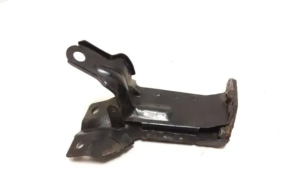 Volvo XC60 Radiator mount bracket 31261932
