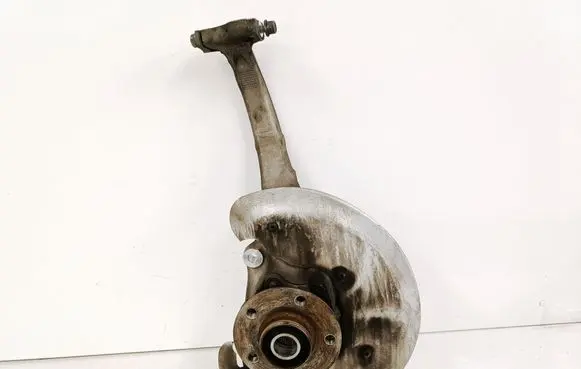 Front wheel hub spindle knuckle