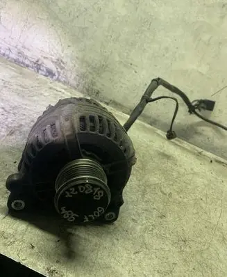 Volkswagen Golf IV Generator/alternator
