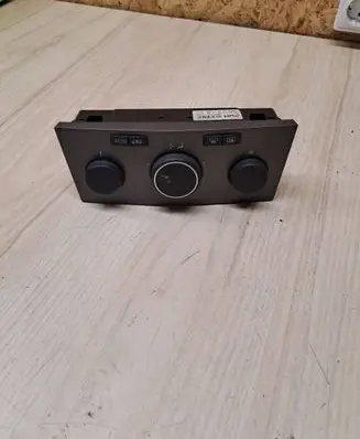 Opel Zafira B Climate control unit 13245114 29082006 901512570002