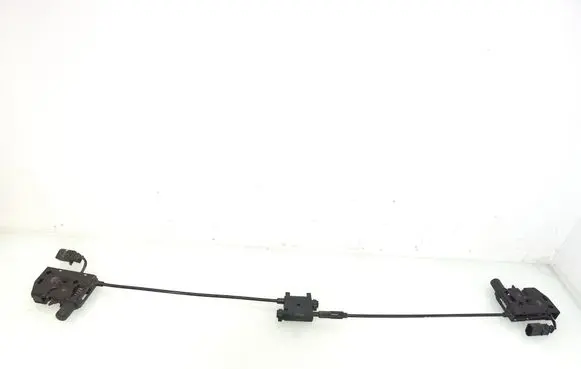 Audi A3 S3 8V Engine bonnet/hood lock/catch 8V0823509A 18101808S 2607047