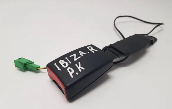 Seat Ibiza IV (6J,6P) Front seatbelt buckle 6R0857755D