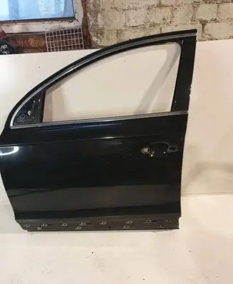 Audi Q7 4L Front door 4L0831311