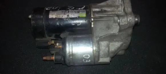 Peugeot 307 Starter motor d6ra572