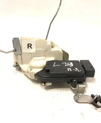 Suzuki Ignis Front door lock