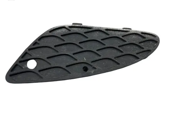 Mercedes-Benz E W211 Front bumper lower grill A2118850353