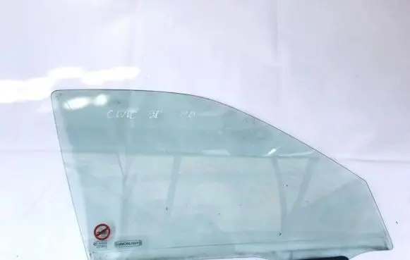 Honda Civic Front door window glass four-door