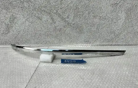 Volkswagen PASSAT B7 Front bumper splitter molding 3AF807459