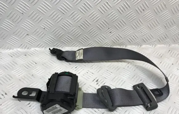Jeep Grand Cherokee (WK) Front seatbelt P1CL67BD5AC
