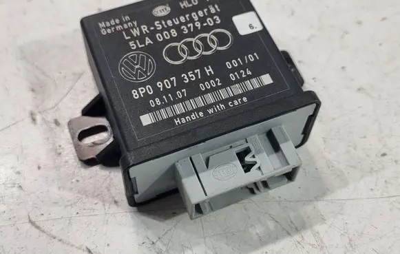 Audi A6 S6 C6 4F Light module LCM 8P0907357H