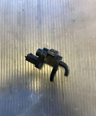 Suzuki SX4 S-Cross Turbo solenoid valve 55204916