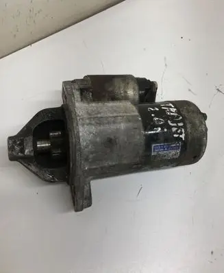 Hyundai Trajet Starter motor
