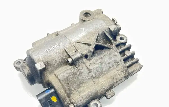 Mercedes-Benz C W204 Oil pump A2212700197