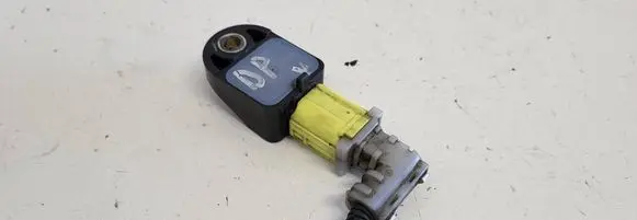 Toyota RAV 4 (XA30) Airbag deployment crash/impact sensor 8917342080 DEN50