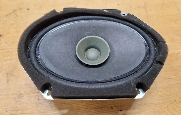 Mazda CX-7 Front door speaker GJ6A66960 3M8118808CA