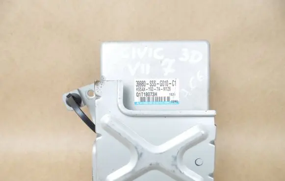 Honda Civic Engine control unit/module Q1T18073H 39980S5SG01001