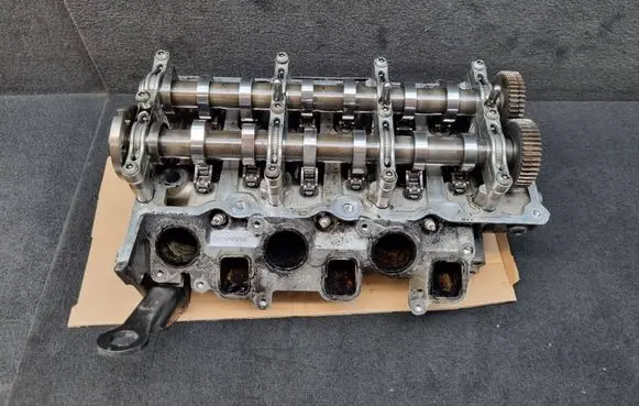 Audi Q7 4L Engine head 059103263