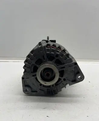 Mercedes-Benz Vito Viano W447 Generator/alternator A0009068302 2620729E EG25S011