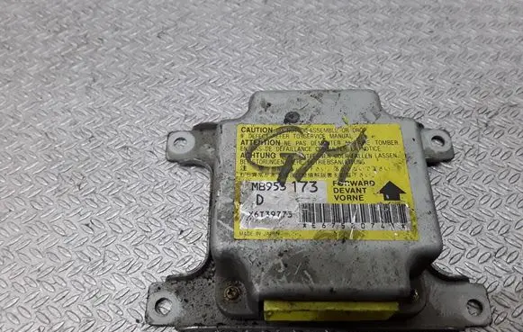Mitsubishi Colt Airbag control unit/module MB953173