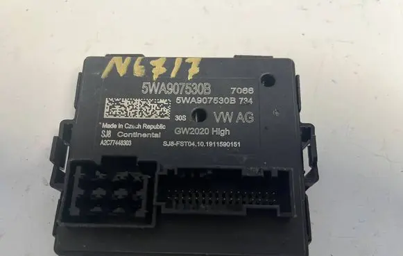 Volkswagen Polo VI Gateway control module 5WA907530B A2C77448303 5WA907530B3