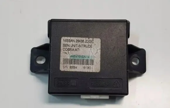Nissan Qashqai Trunk lid opening control unit 