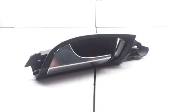 Audi Q7 4L Rear door interior handle 4L0837019