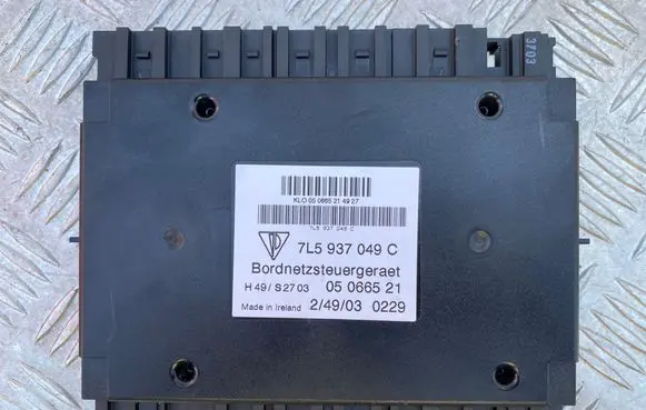 Porsche Cayenne (9PA) Comfort/convenience module 7L5937049C 05066521 H49S2703