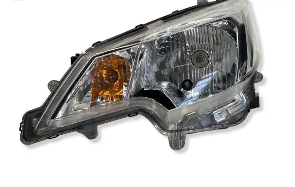 Mitsubishi Space Star Headlight/headlamp 8301D445
