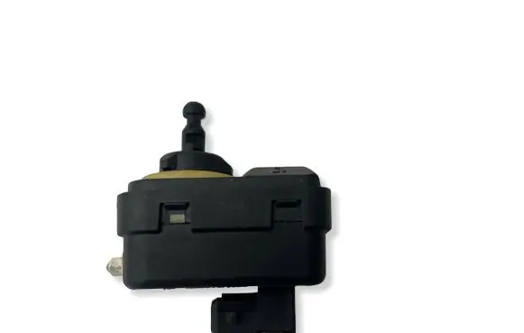 Volvo XC90 Headlight level adjustment motor 89024777