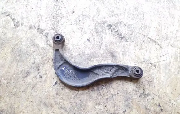 Rear upper control arm/wishbone