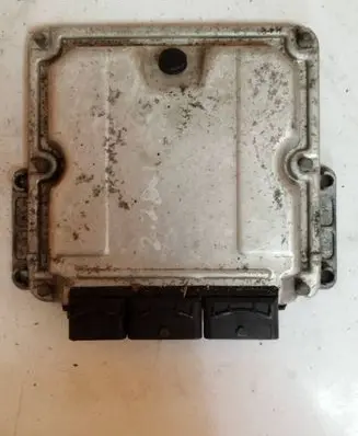 Renault Laguna II Engine control unit/module 8200211711 0281010637 8200025388