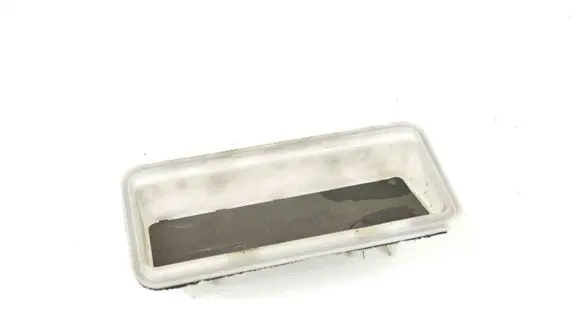 Suzuki Grand Vitara II Quarter panel pressure vent 7733065J00