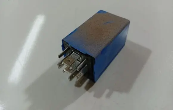 Chrysler Voyager Other relay 4686130